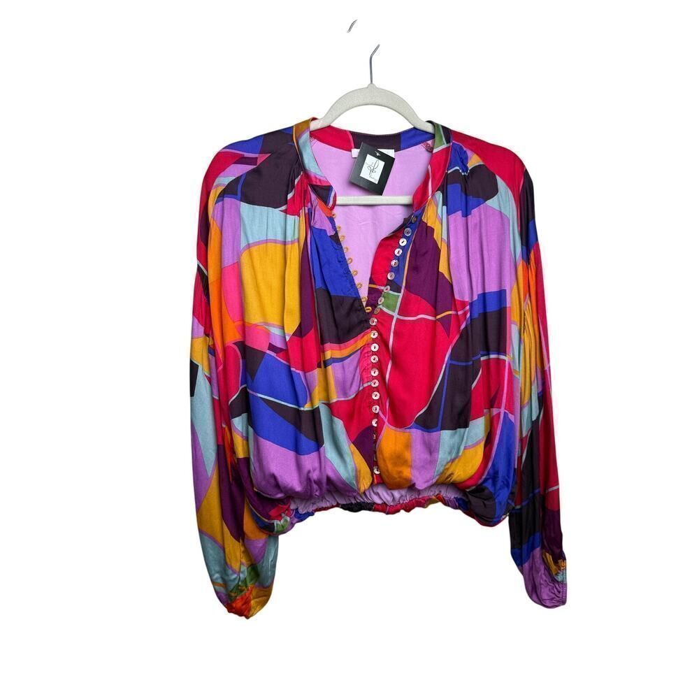 Karlie Mosaic Button Up Vneck Top NWT Sz. S - Picture 2 of 7